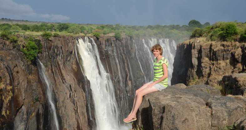 What Are The Best Places To Take Photos Of The Culture Of Victoria Falls?